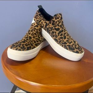 Steve Madden Slip-on Leopard Shoes 7.5